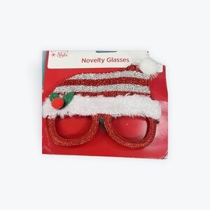Source Unknown Red and White Novelty Glasses Christmas